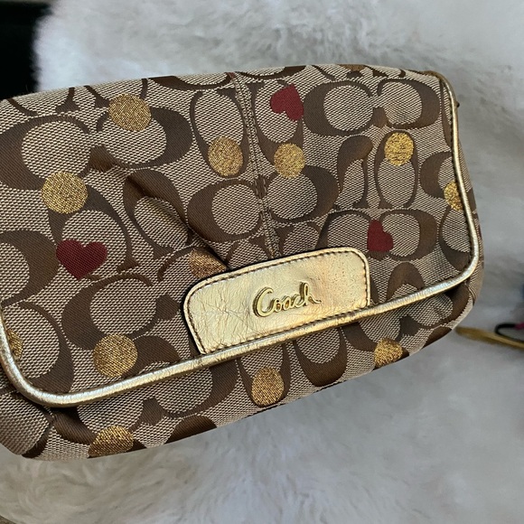COACH SECRET ADMIRER LARGE FLAP WRISTLET WALLET 46934 - Picture 2 of 15